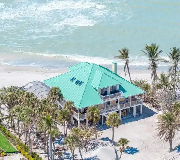 GULF-FRONT PARADISE ON SANIBEL ISLAND