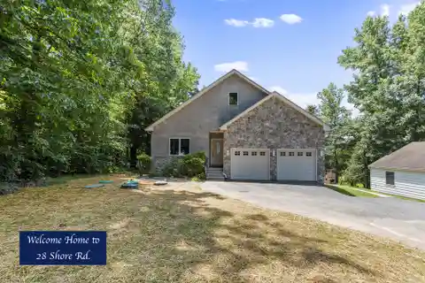 Private Waterfront Rancher