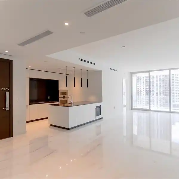 UNPARALLELED LIVING AT ASTON MARTIN RESIDENCES