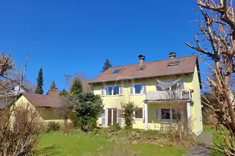 Large Property in a Top Location