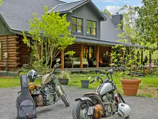 Countryside Serenity Meets Luxury Living