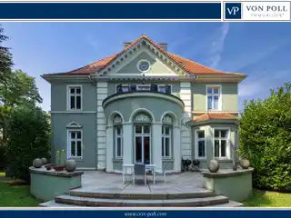 Elegant History in a Modern Guise - Unique Old Villa with Style