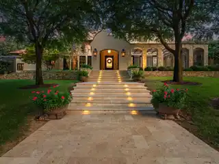 Santa Barbara-Inspired Estate in Vaquero