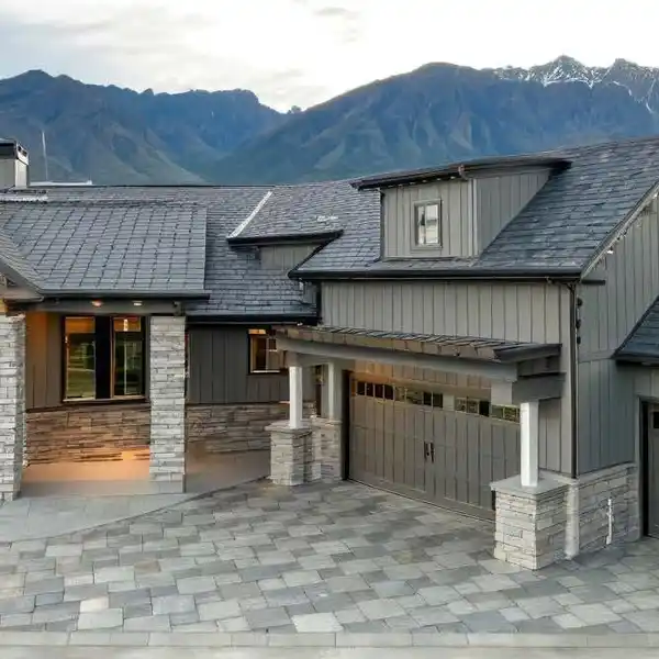 EXQUISITE NEW CONSTRUCTION IN WILDCAT RIDGE ESTATES