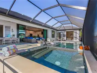 A Delightful Waterfront Lifestyle in Cape Coral