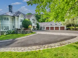 Luxurious Back Country Estate