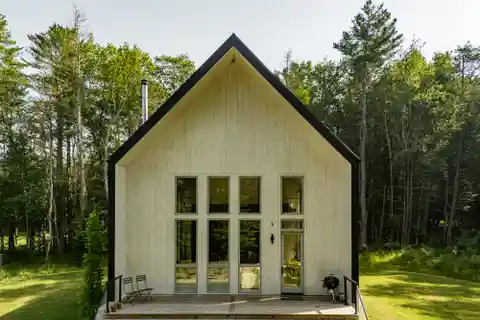 Perry Pond House