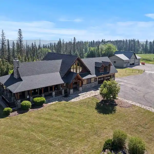 EXCEPTIONAL COUNTRY PROPERTY