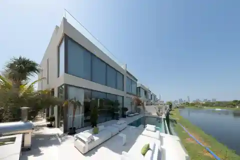 Stunning New Construction Villa