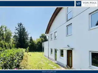 Bella Figura - Mediterranean Flair Meets Spacious Living