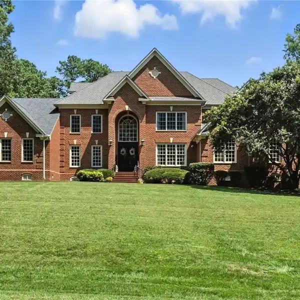 ELEGANT 3-STORY HOME WITH RESORT-STYLE BACKYARD