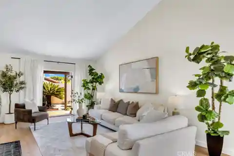 Tranquil Coastal Hideaway