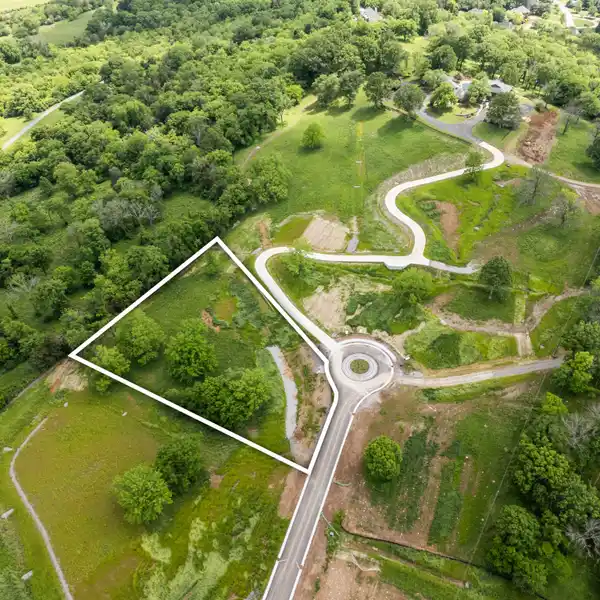 BREATHTAKING PROPERTY IN PRIME LOCATION
