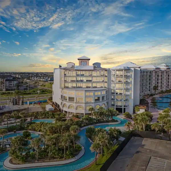 BEACHFRONT PENTHOUSE WITH DIRECT GULF VIEWS