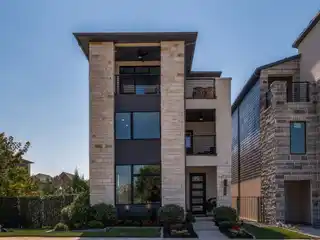 Stunning Designer Residence with Outdoor Oasis