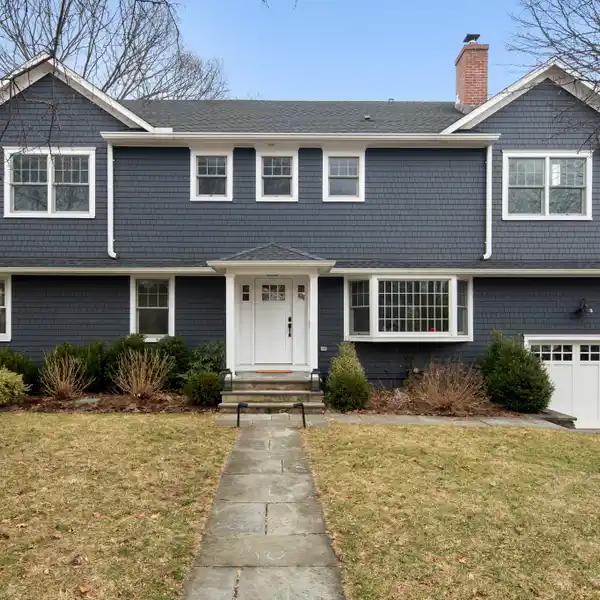 COASTAL COLONIAL IN PRIME ROWAYTON LOCATION