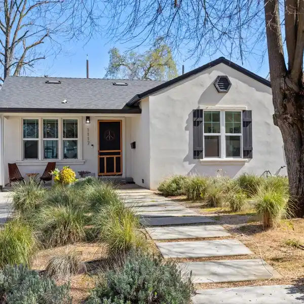 TASTEFUL DESIGN WITH MODERN CONVENIENCES