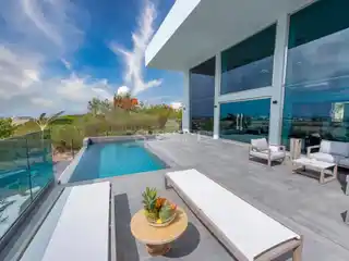 Modern Villa in Bleu Marine