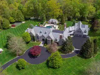 English Manor in an Exclusive Community