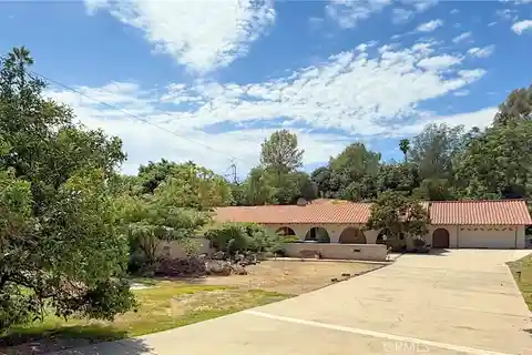 Sprawling Single-Story Home in La Habra Heights