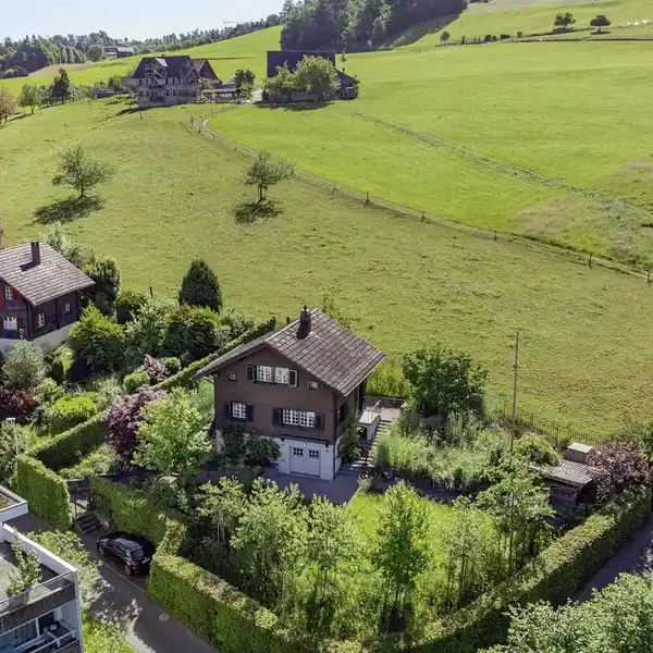 RARE BUILDING LAND WHERE CITY AND NATURE CONVERGE