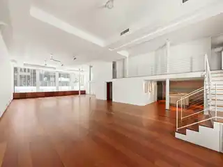 Majestic Duplex Maisonette Loft for Rent