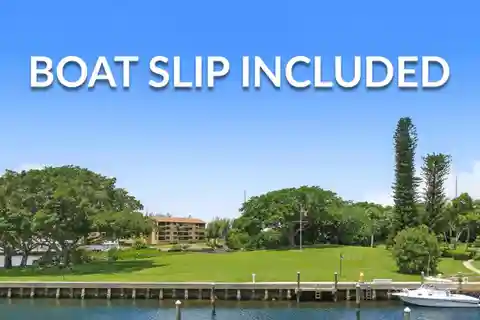 Rare Townhome in Old Port Cove