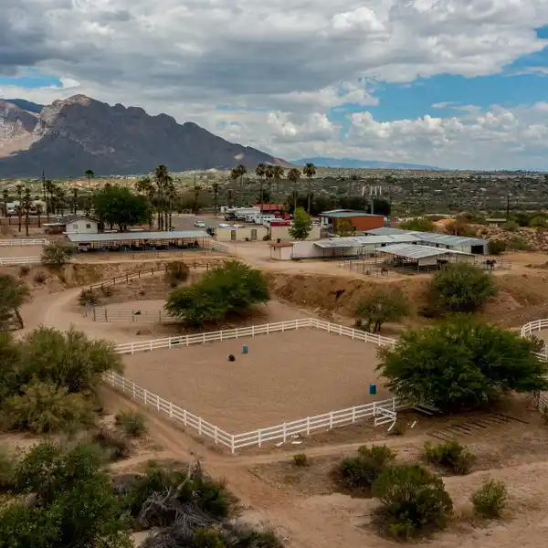 THREE-HOME COMPOUND ON A TEN-ACRE EQUESTRIAN PROPERTY