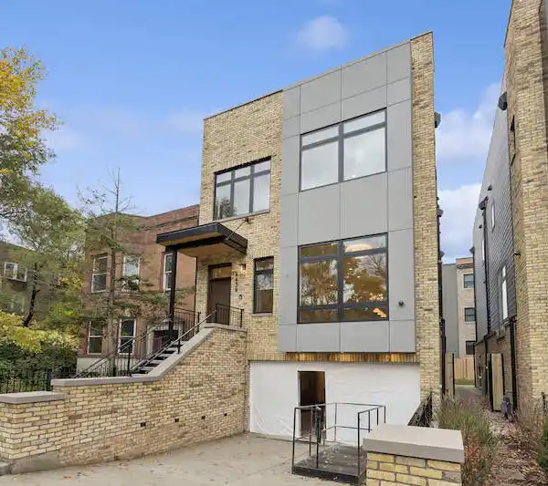 GREENVIEW COLLECTION - GORGEOUS NEW CONSTRUCTION