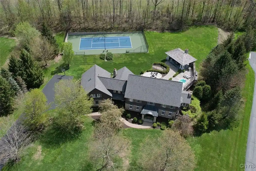 Impressive Home Full of Custom Finishes