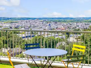 Cozy Apartment with Amazing Open View
