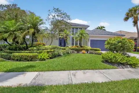 One-Story Pool Home in Prestigious La Corniche
