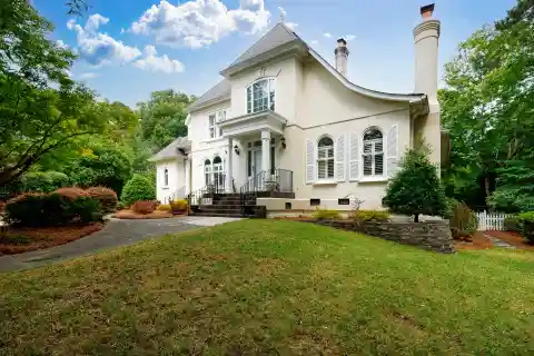 Timeless Elegance on Spacious Cul-de-sac Lot