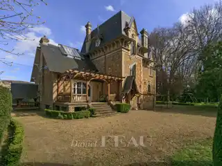 Elegant Riverside Villa with Stunning Billiard Room