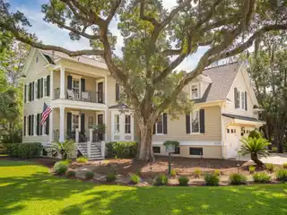 Beautiful Lowcountry Classic Home in Park West