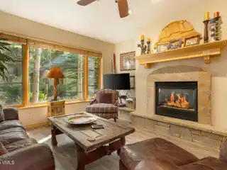 Meticulously Maintained Residence in the Heart of Arrowhead