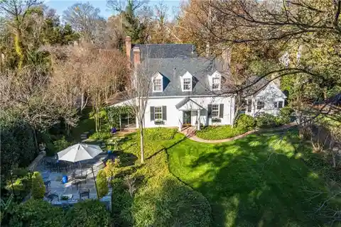 Charming English-Style Cottage