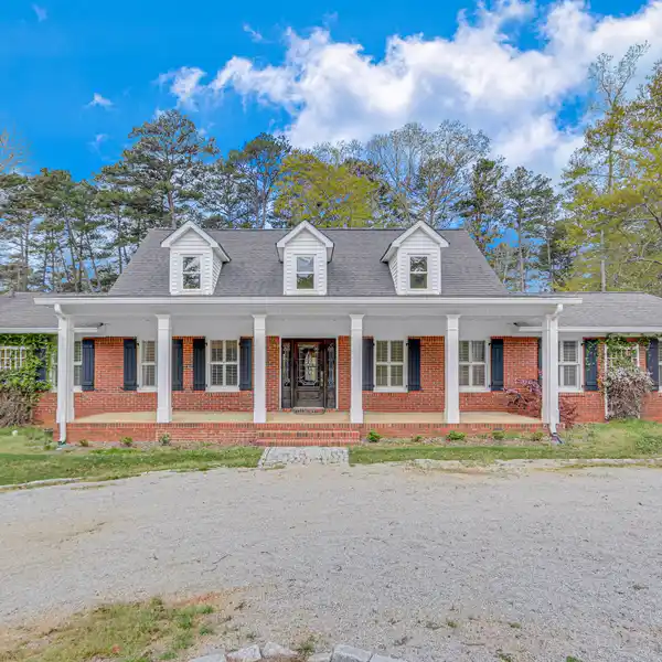LAKEFRONT HOME WITH DOCK NEAR THE LAKE LANIER OLYMPIC ROWING CENTER