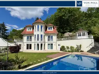 Exquisite Residential Building with Versatile Extras