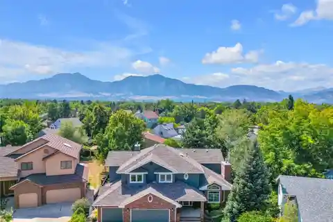 East Boulder Home with Flatirons Views
