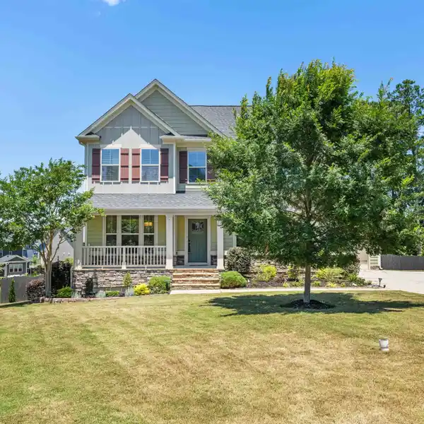 STUNNING PROPERTY IN A PRIME LOCATION