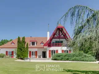 Bourgeois Residence in a Calm Yet Convenient Location