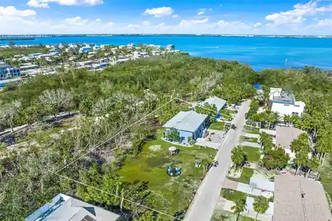 Elevated Tropical Oasis on Longboat Key