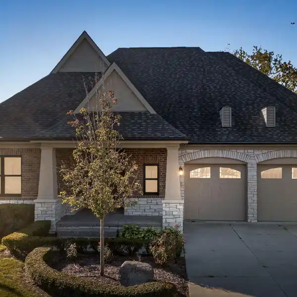 ARCHITECTURAL GEM ON AN IDYLLIC LOT