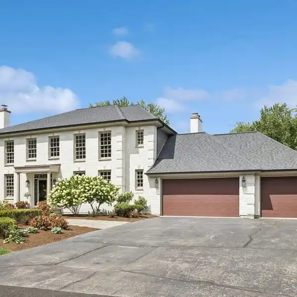 JAW-DROPPINGLY REMODELED RESIDENCE