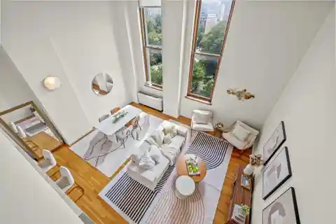 Extraordinary Triplex Residence