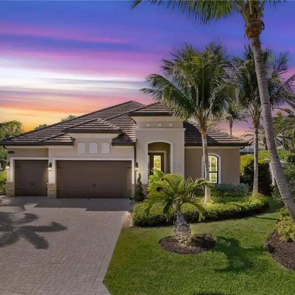 GULF-ACCESS WATERFRONT HOME IN SAVONA BAY