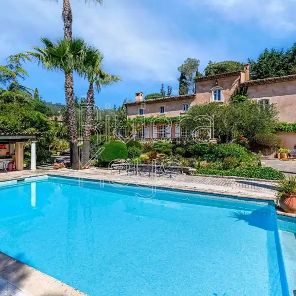MAGNIFICENT PROVENCAL STYLE HOUSE