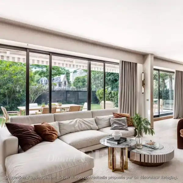 BRIGHT AND SPACIOUS DUPLEX APARTMENT