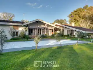 Architect-designed House in an Exceptional Setting